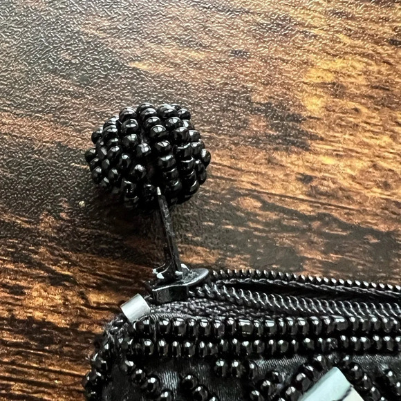 Mad by design | abalone shell wristlet - Picture 5 of 10